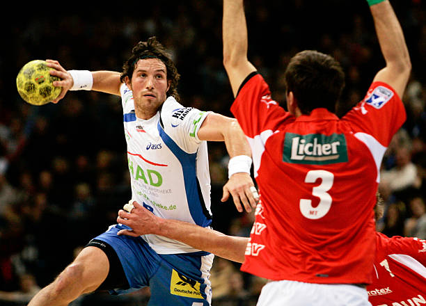 击败强敌T 击败强敌T